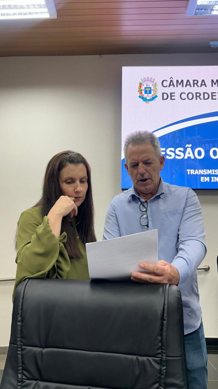 Visualize fotos 33ª Sessão Ordinária de 2025