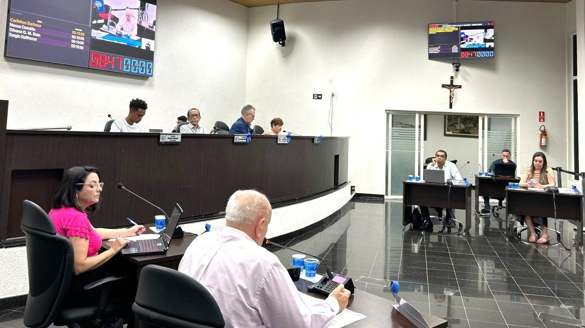 Imagem do destaque: Atendimento às mulheres vítimas de violência, tema da Tribuna Livre na 26ª sessão do ano