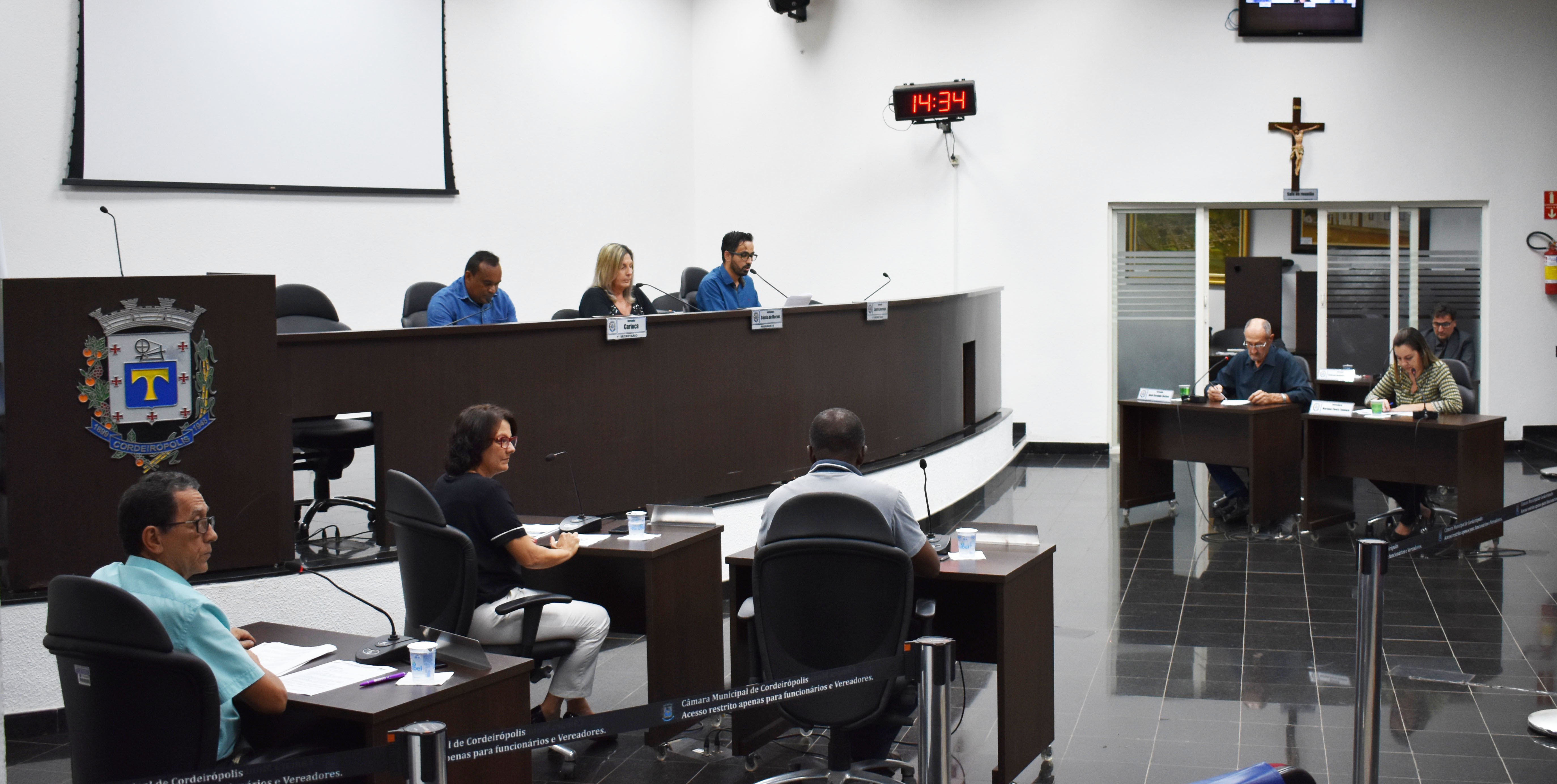 Imagem da notícia: Vereadores indicam por melhorias em bairros da cidade