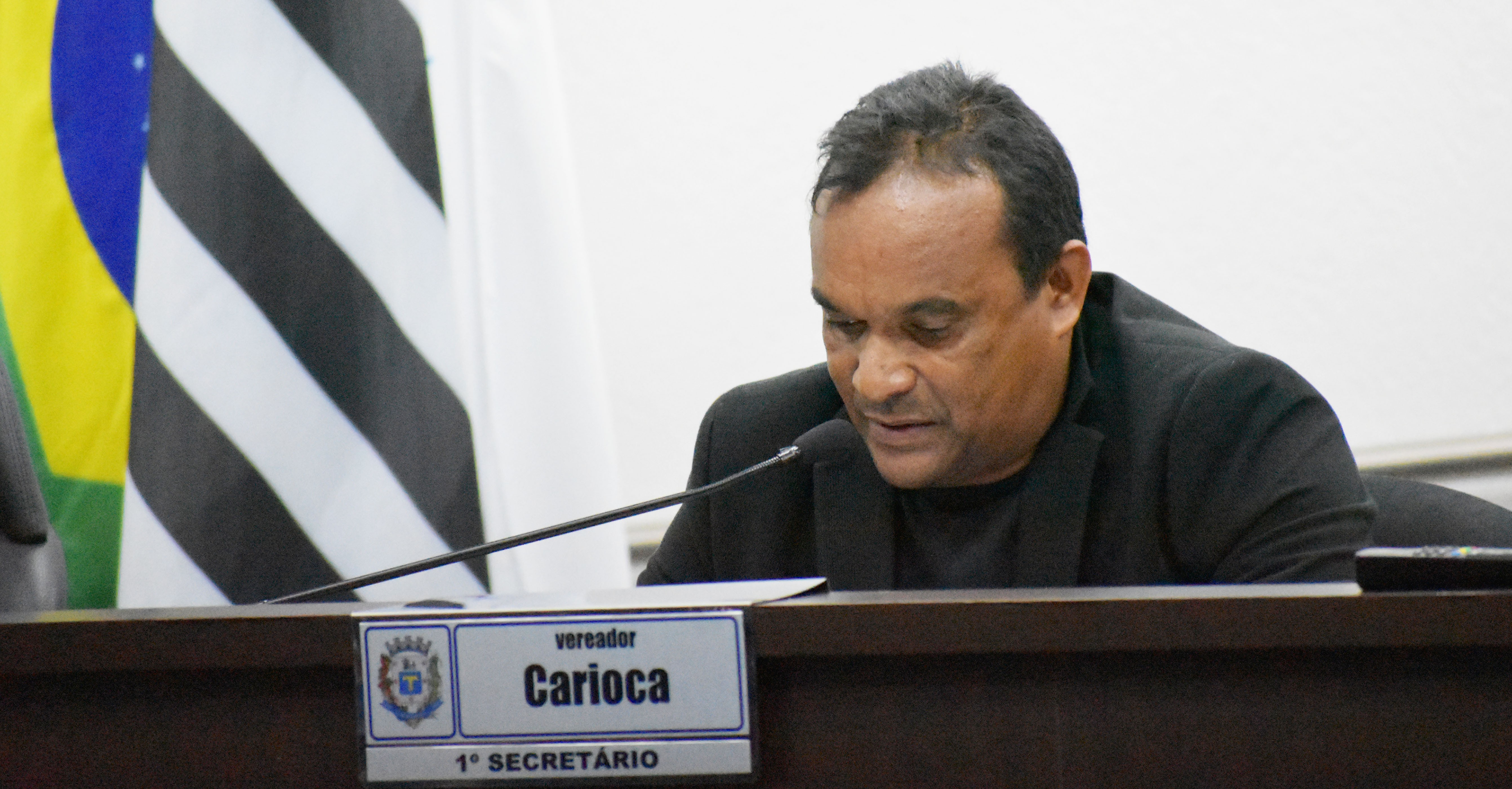 Imagem da notícia: Câmara aprova votos de congratulações à equipe médica do Hospital Municipal