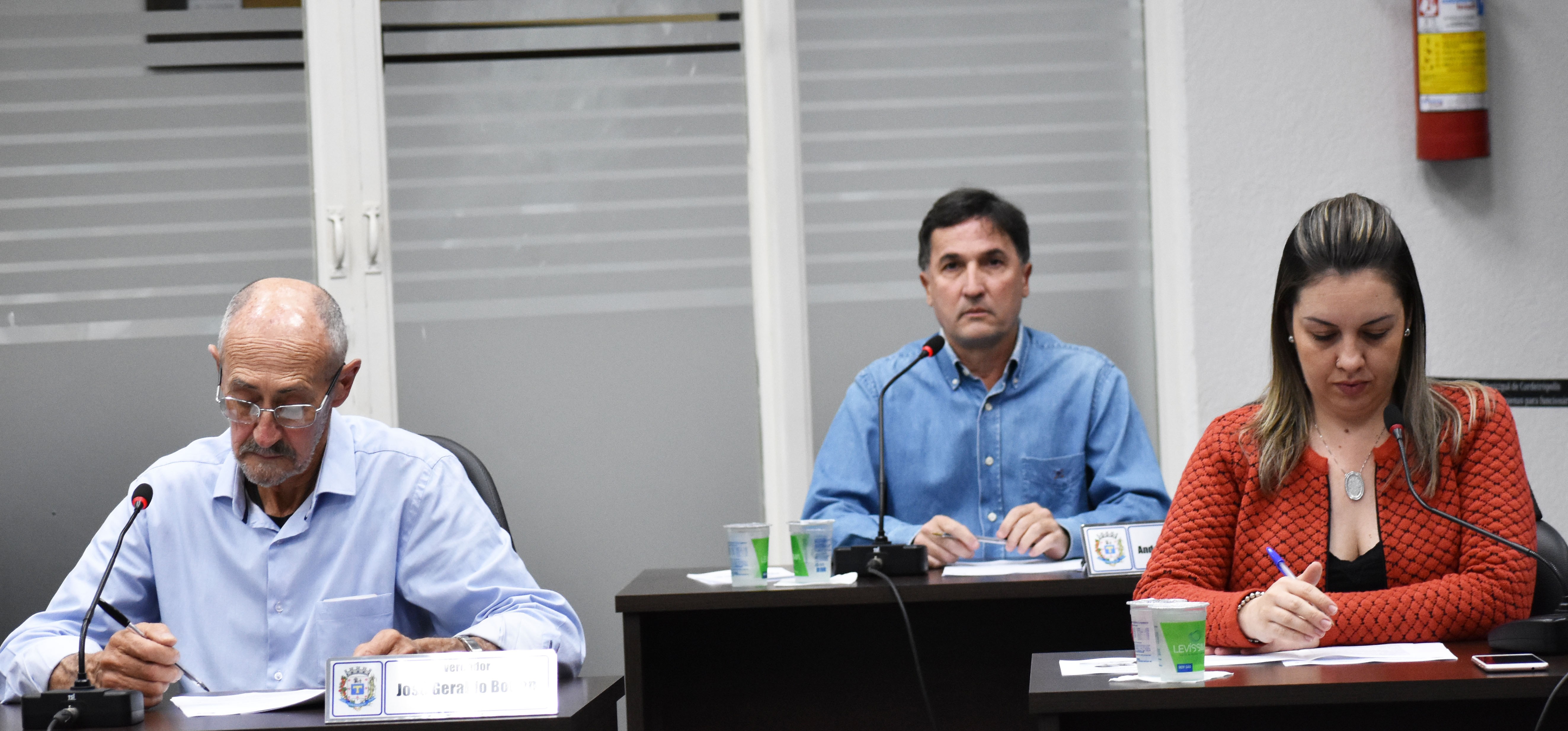 Imagem da notícia: Vereadores aprovam Moção para inclusão dos GM´s na reforma da previdência