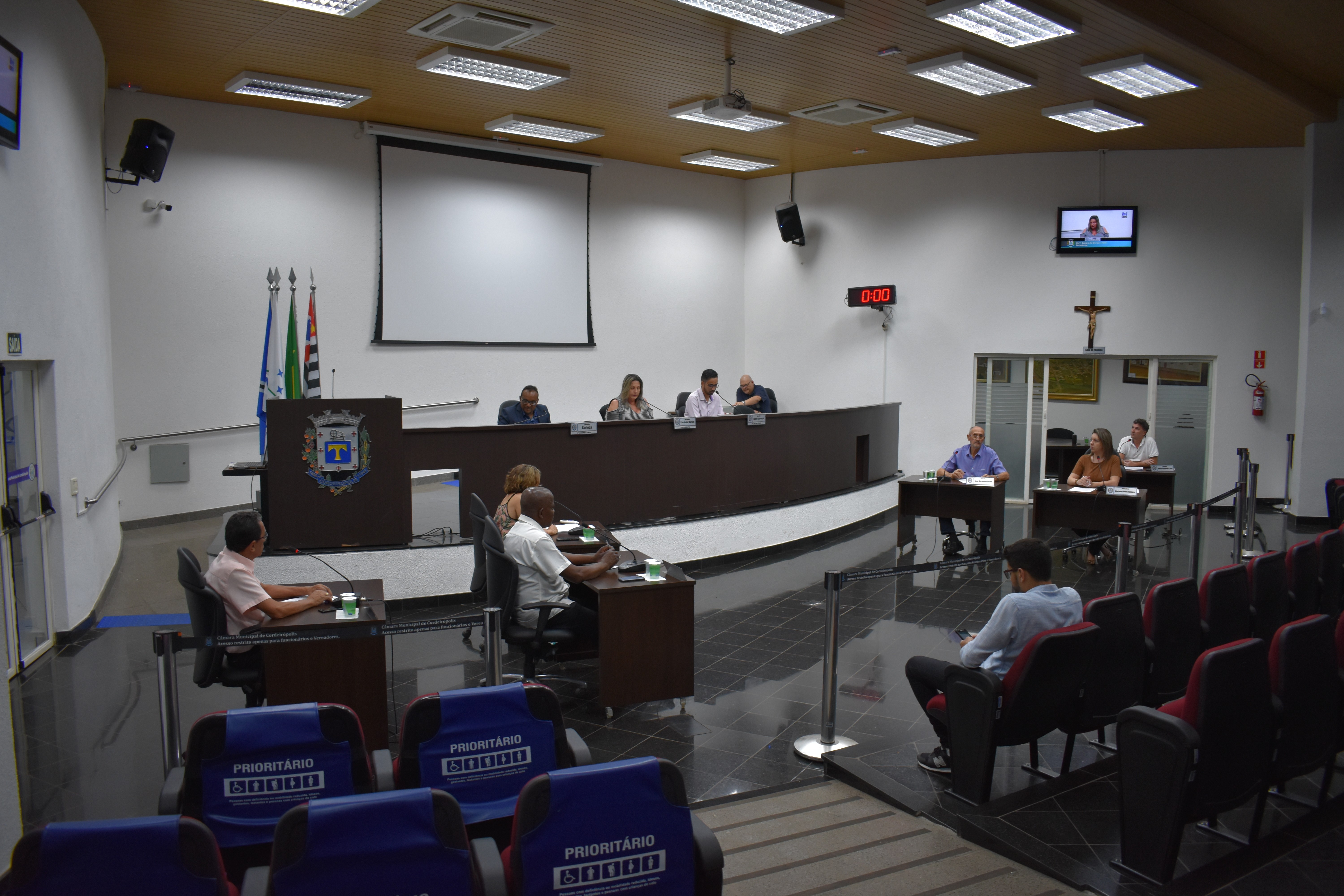 Imagem da notícia: Vereadores aprovam cessão de uso do Grêmio Bela Vista no Jardim Progresso 