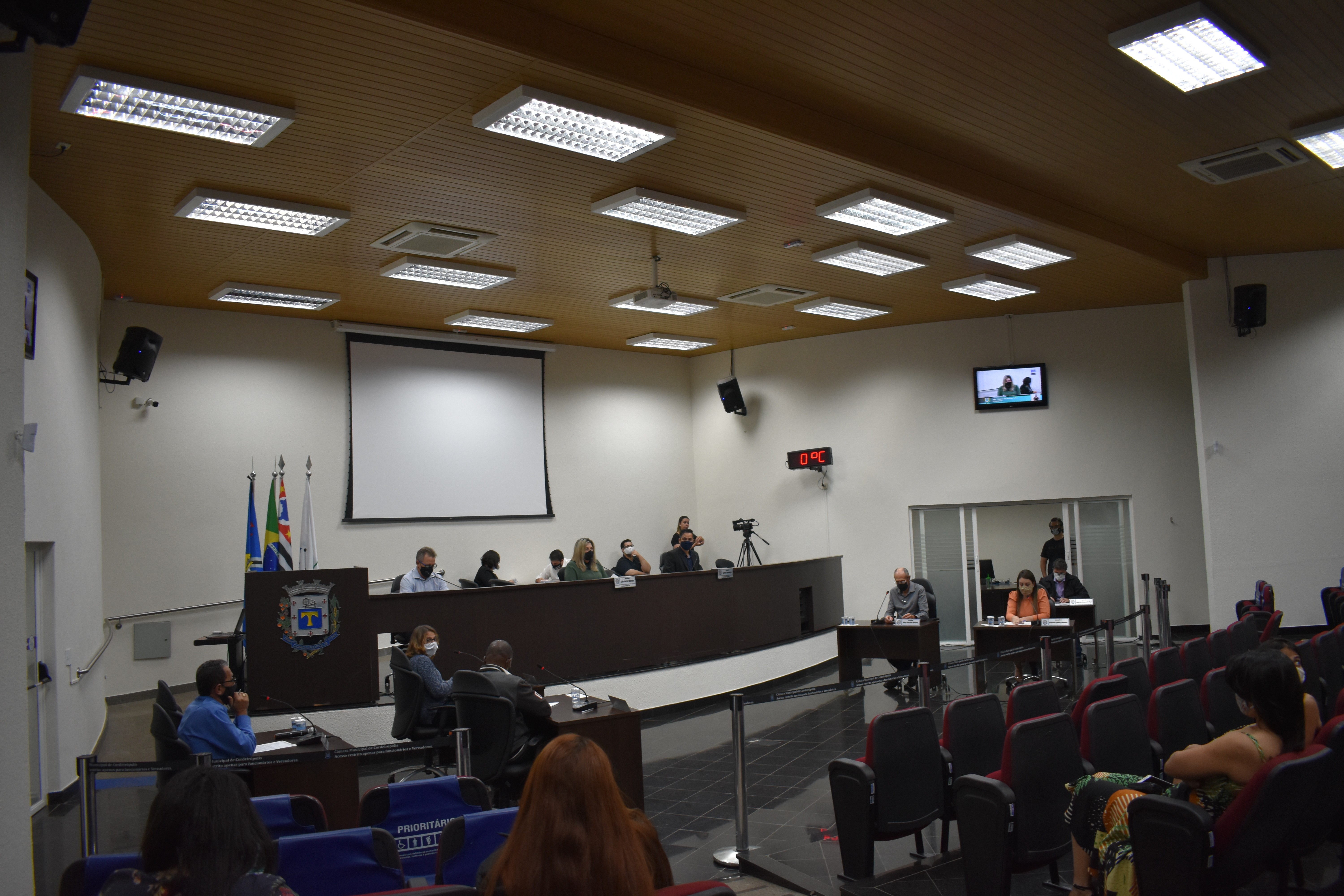 Imagem da notícia: Vereadores aprovam convênio entre Prefeitura e MP