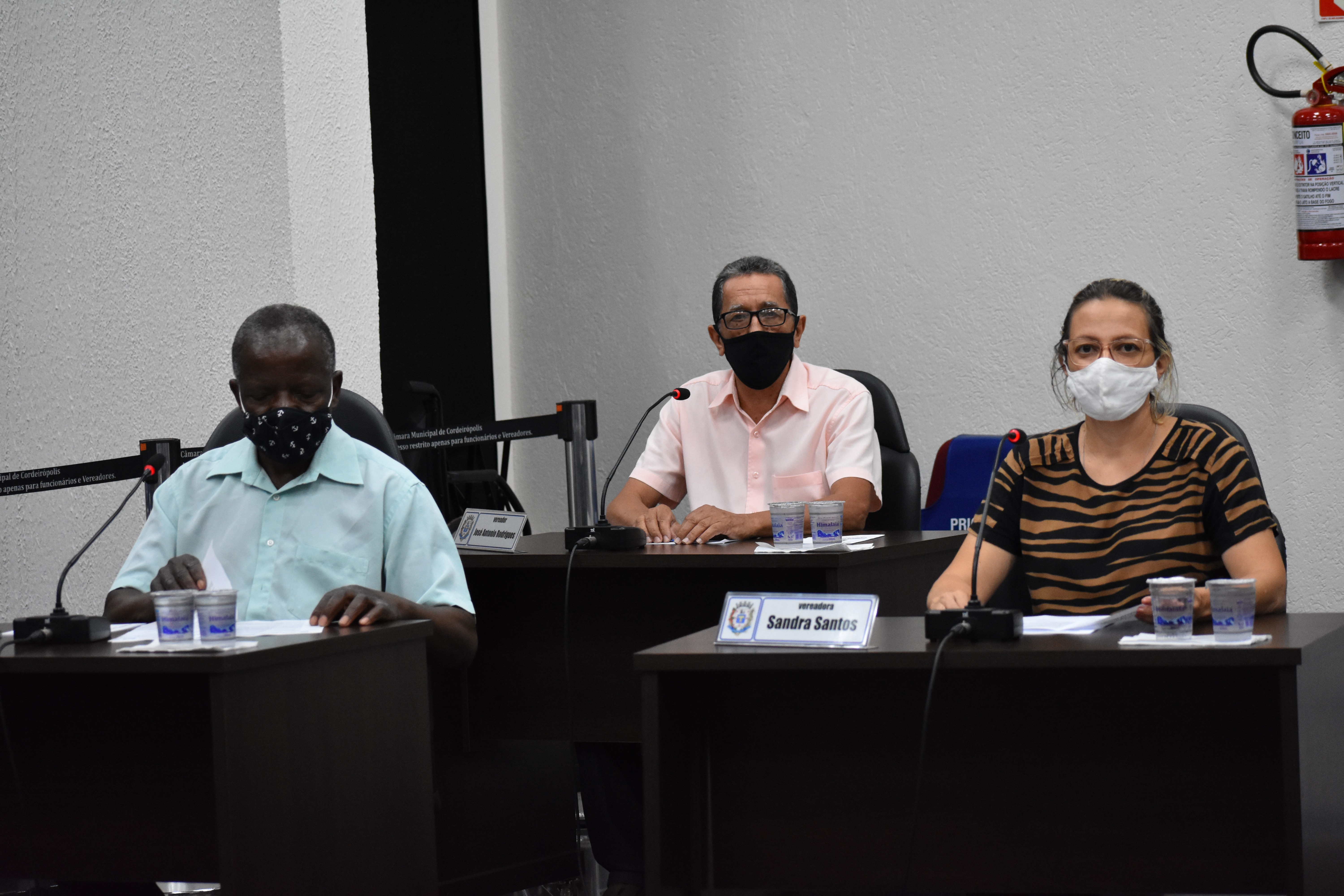 Imagem da notícia: Vereadores aprovam LOA com 23 emendas impositivas 