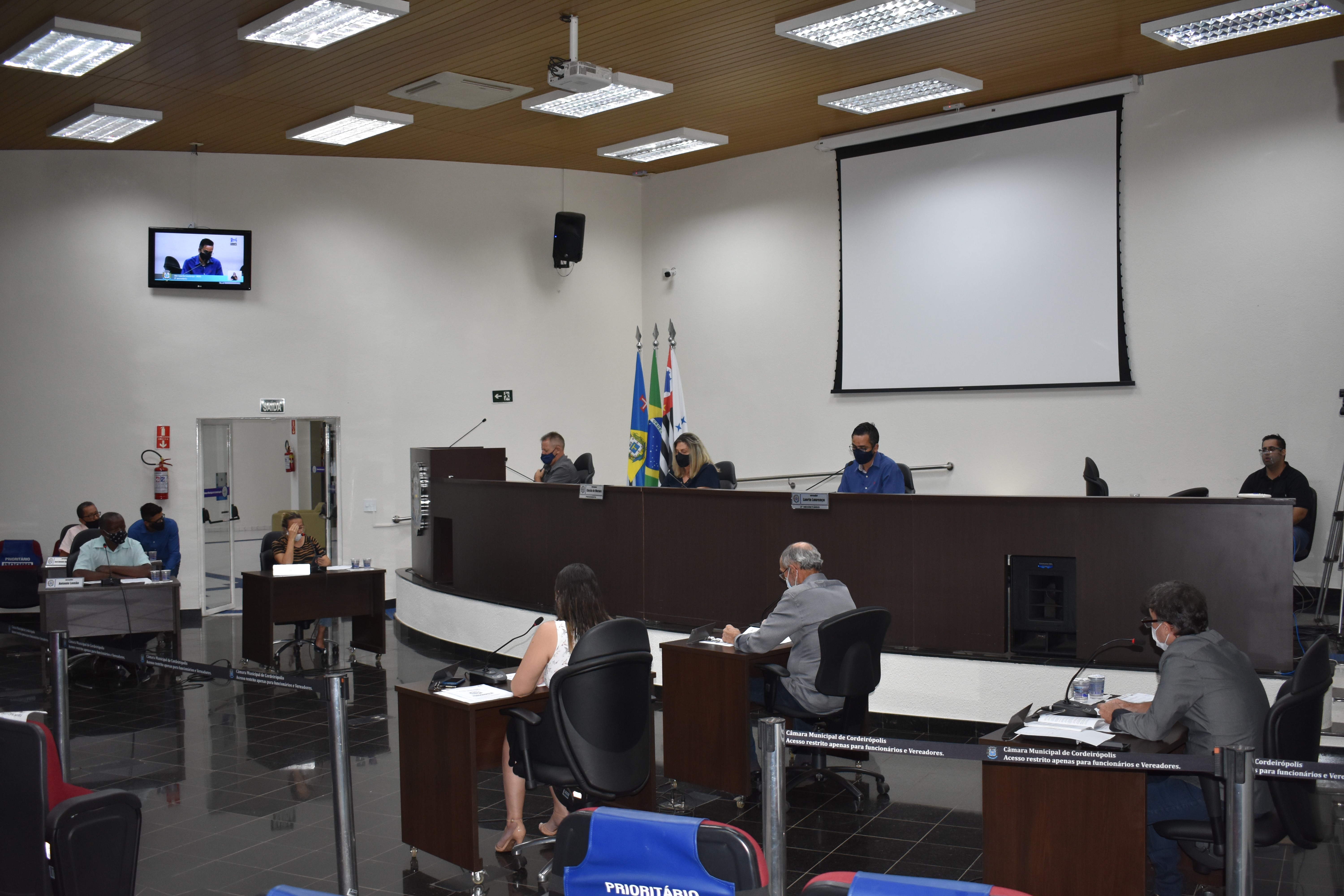 Imagem da notícia: Câmara aprova projeto para realização de acordo judicial