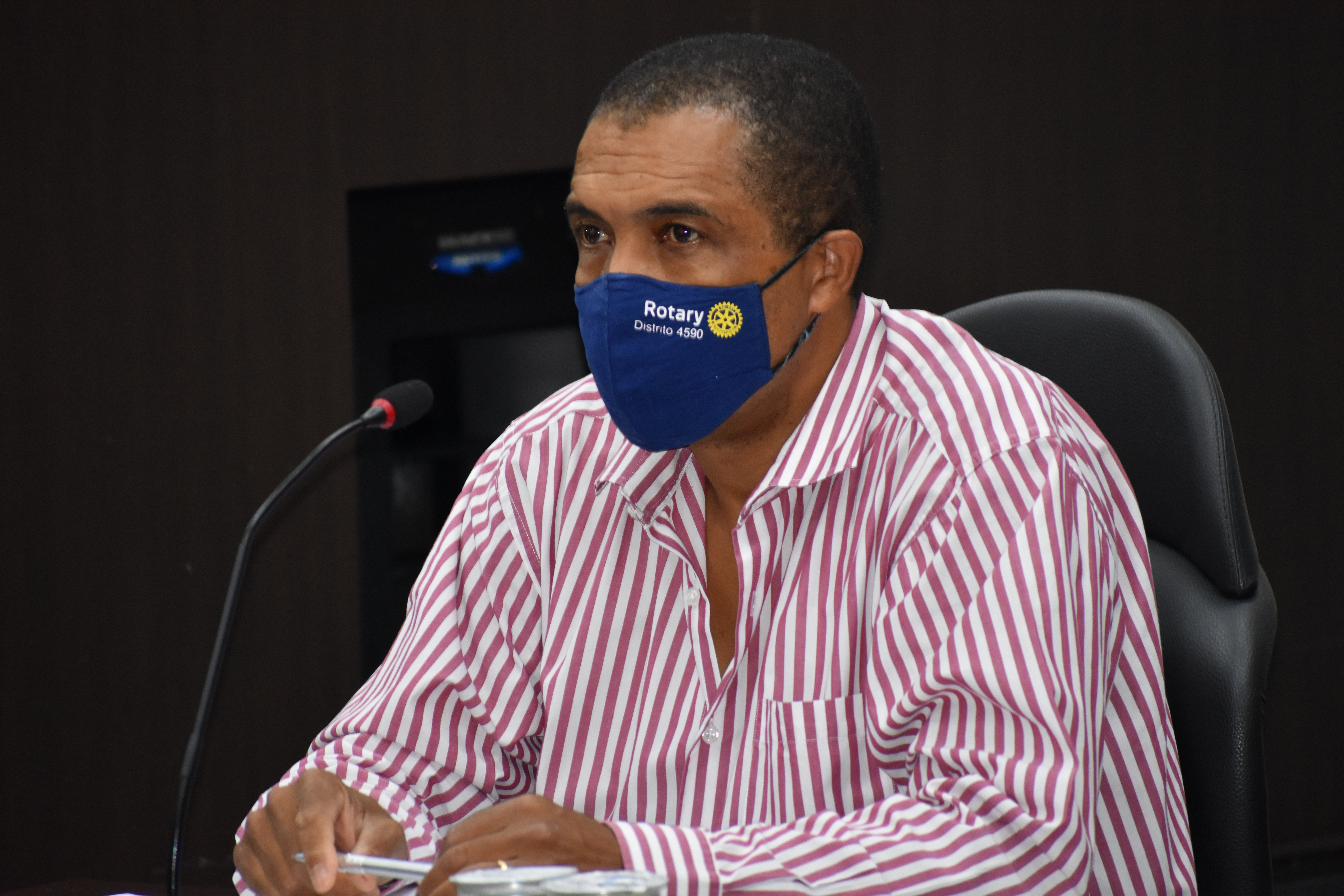 Imagem da notícia: É aprovado título de cidadão a José Bento Dário 