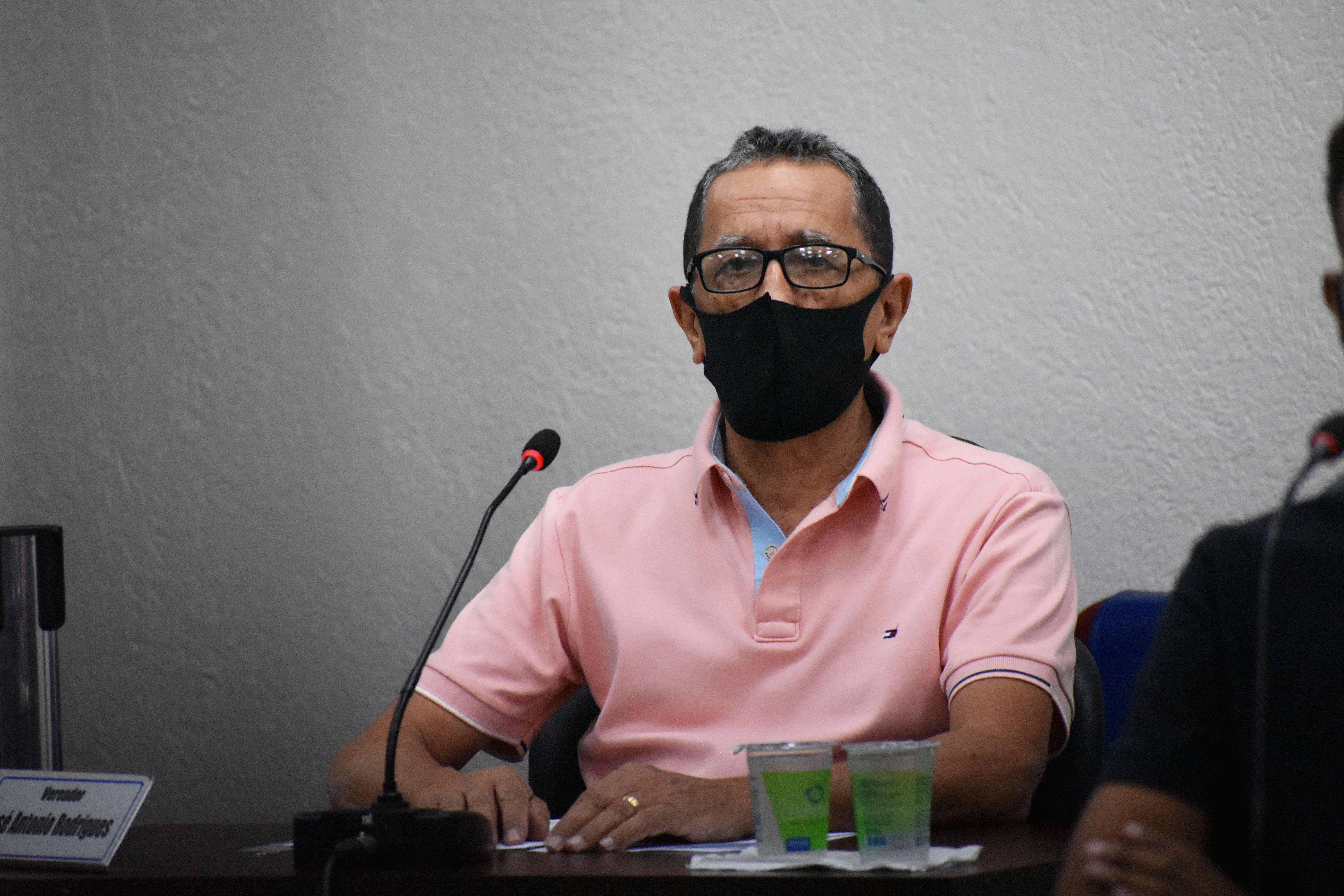 Imagem da notícia: É aprovado obrigatoriedade de higienização de carrinhos e cestos em supermercados