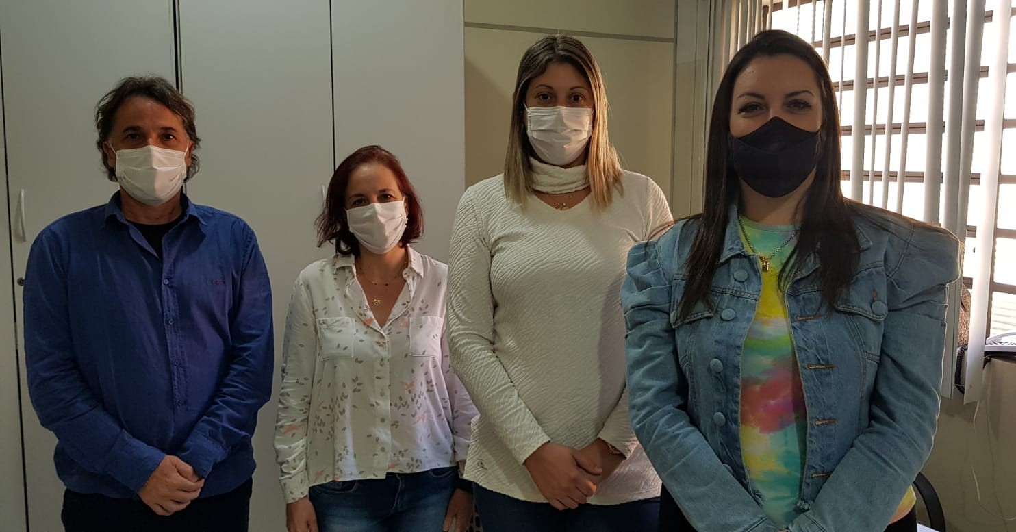 Imagem da notícia: Vereadora Mariana e Vereador Pique buscam plano operacional para equalizar atendimentos na Saúde