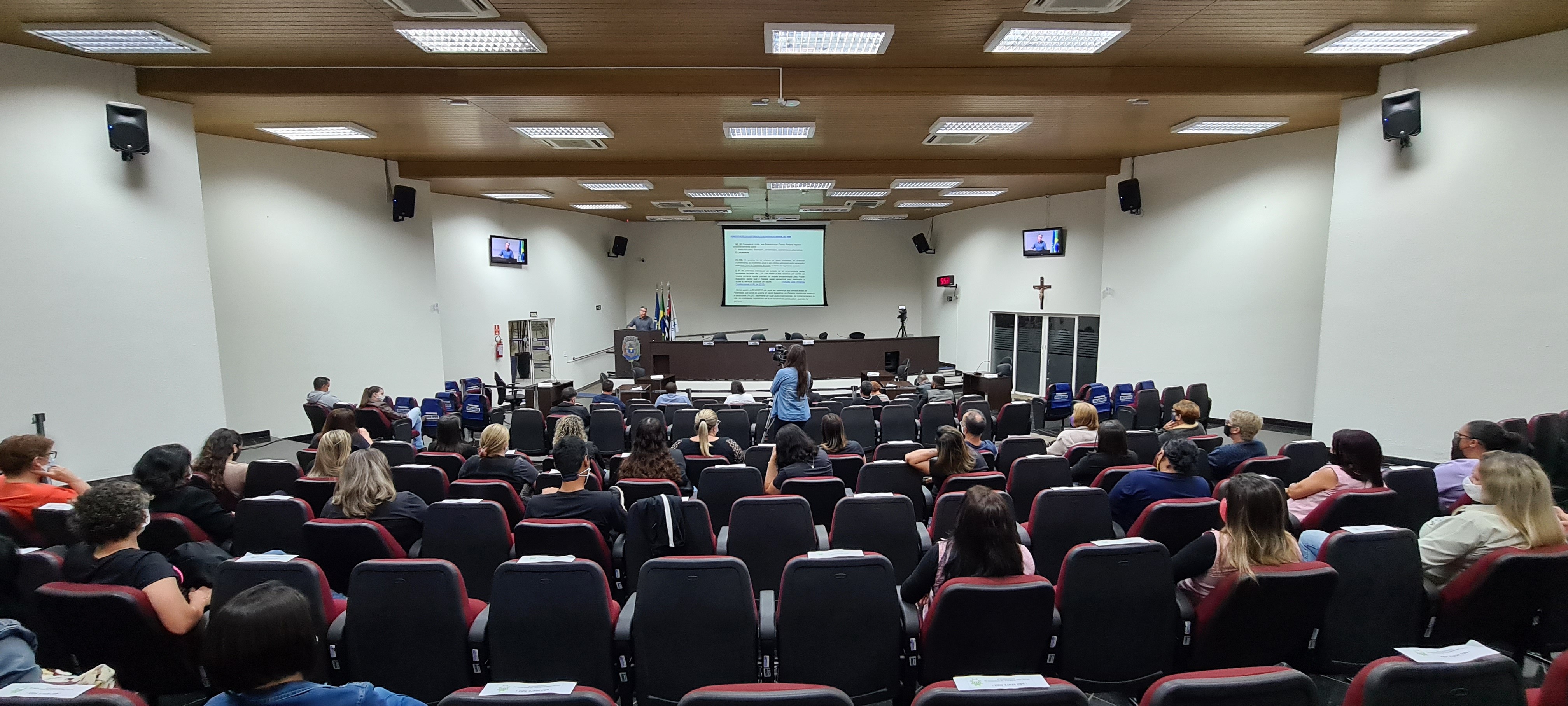 Imagem da notícia: Câmara realiza audiência pública para apresentar LOA 2022 