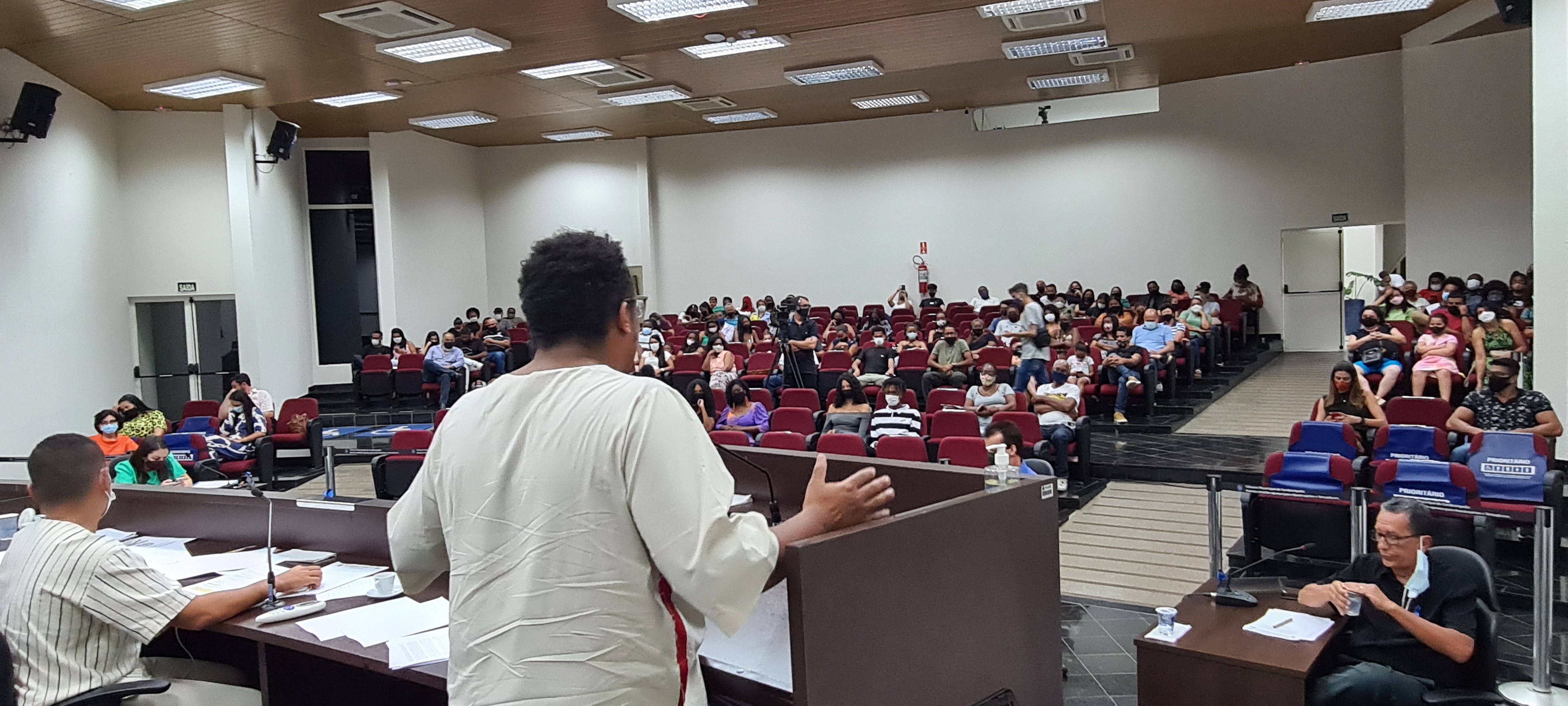 Imagem da notícia: Vereadores entregam Moções em comemoração à Consciência Negra  