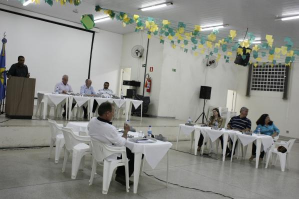 Imagem da notícia: Transporte, limpeza e estrada são temas de indicações
