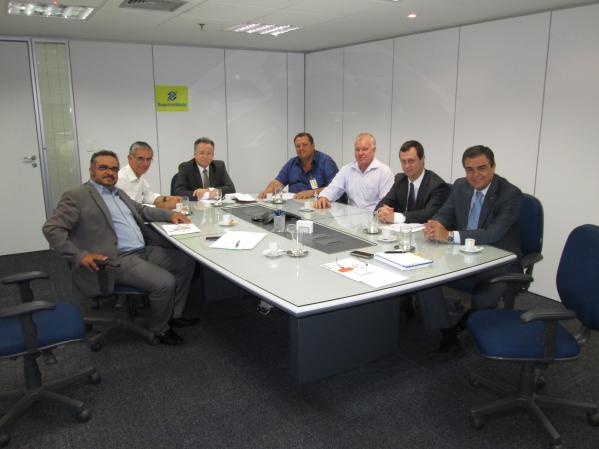 Imagem da notícia: Vereadores pedem transferência de banco