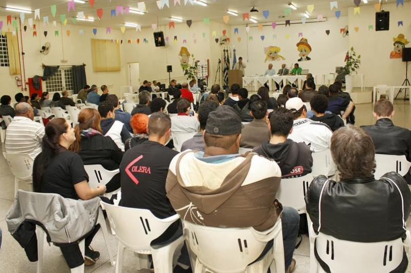 Imagem da notícia: Câmara recebe grupo que reivindica medidas para o Poder Público Municipal