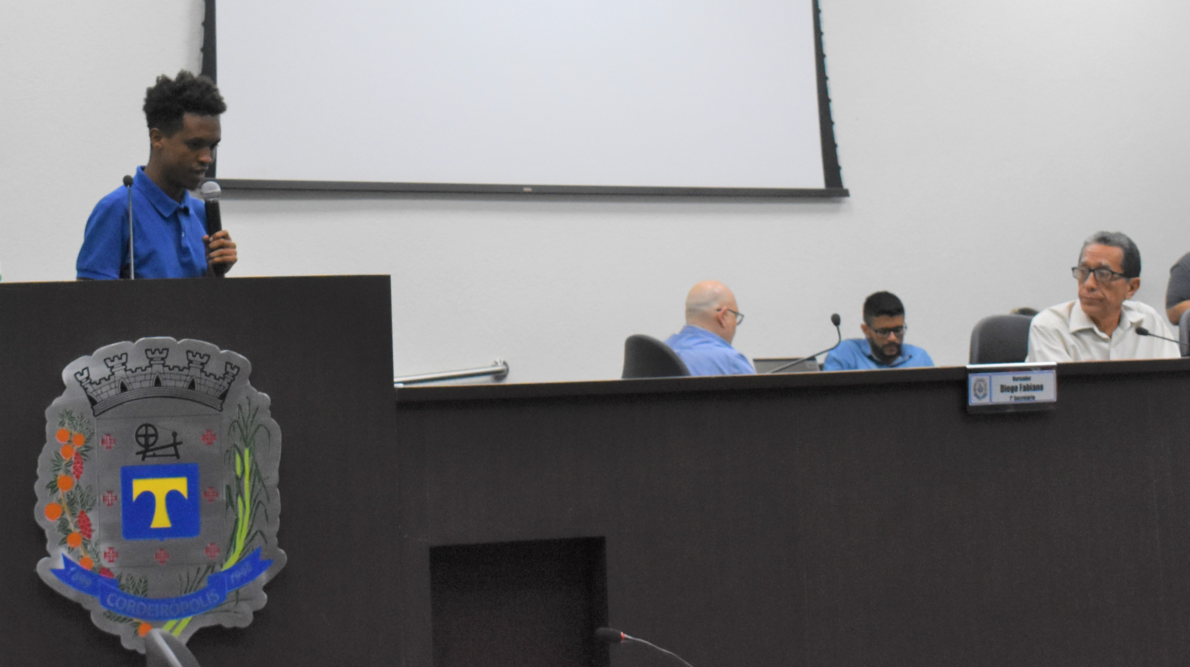 Imagem da notícia: Vereador Diego Fabiano incentiva cultura, através de moção ao "Hip Hop"