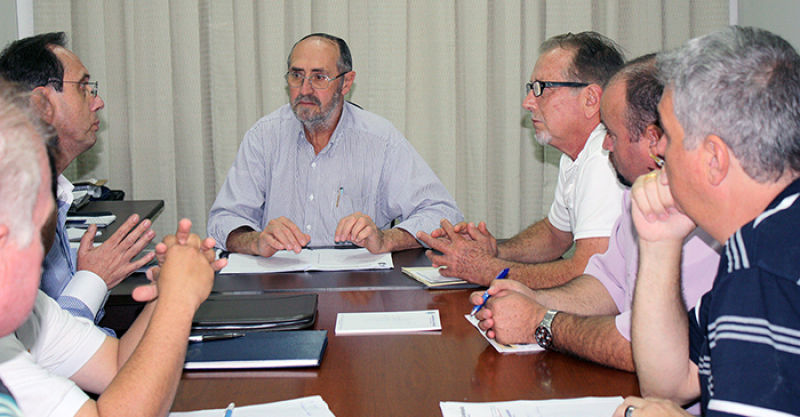Imagem da notícia: Vereadores se reúnem com consultor da Elektro
