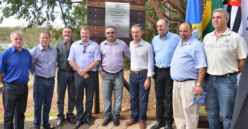 Imagem da notícia: Vereadores prestigiam inauguração da revitalização do Lago União
