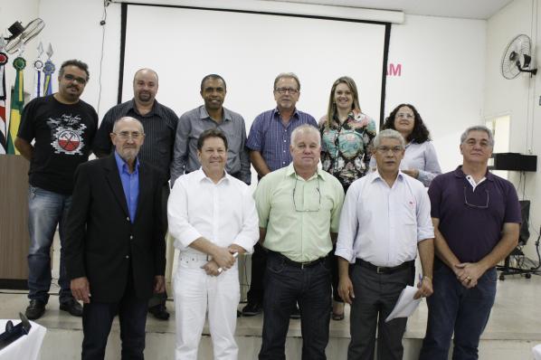 Imagem da notícia: Câmara debate trem de passageiros e dengue