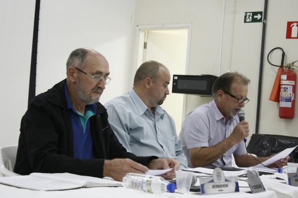 Imagem da notícia: Vereadores debatem problemas da cidade