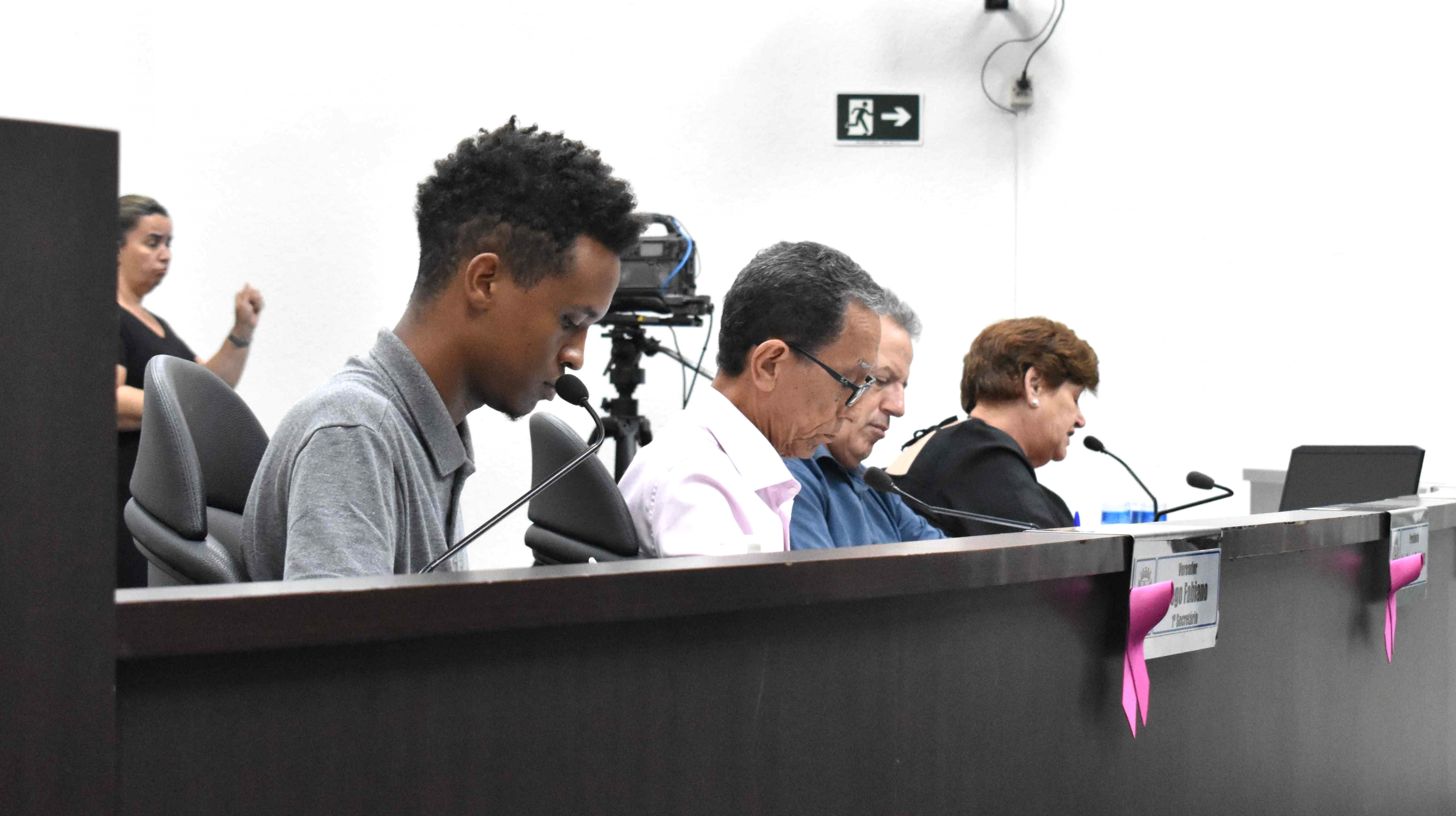 Imagem da notícia: Vereadores apreciaram vários projetos na 35ª sessão ordinária