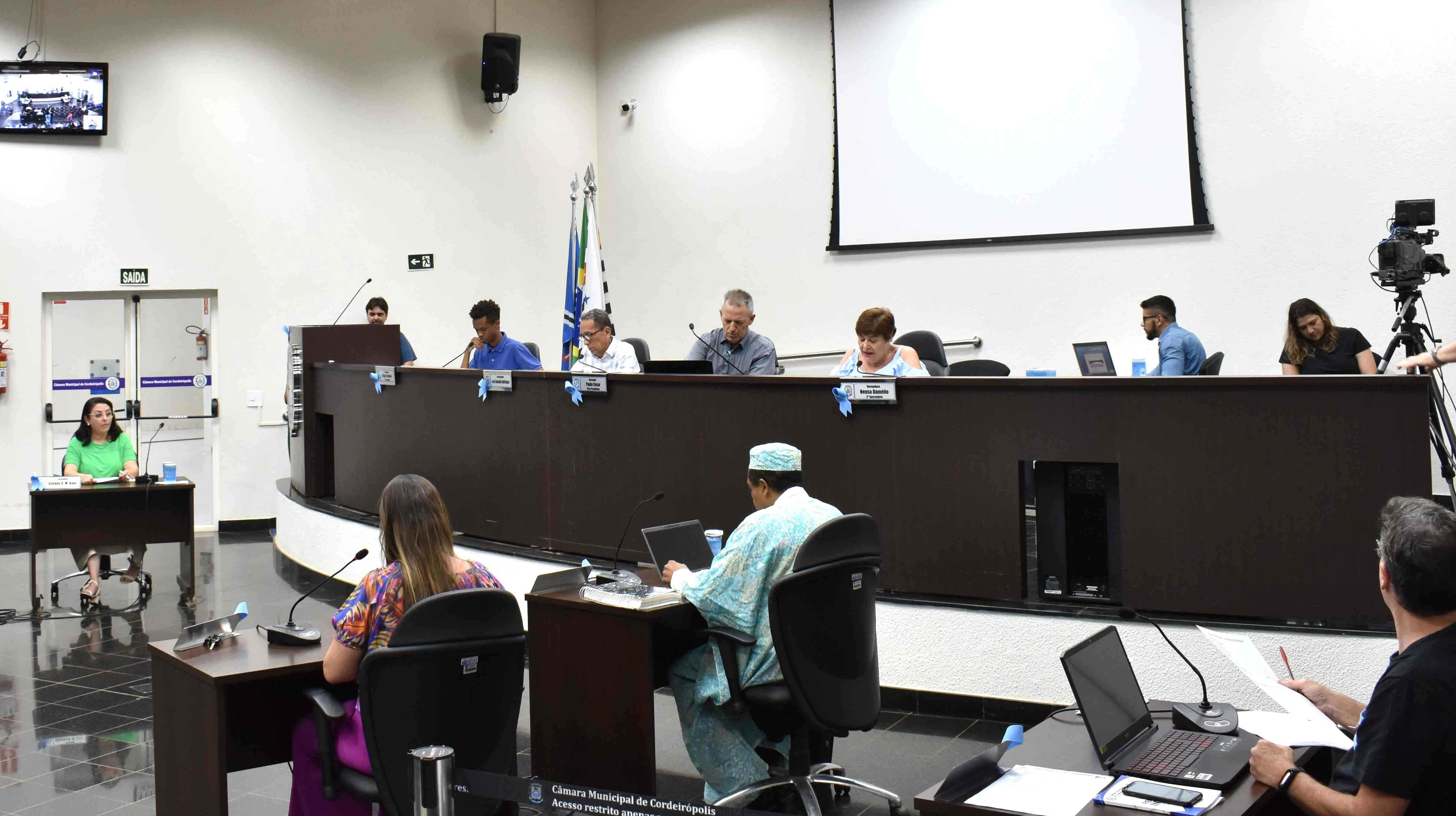 Imagem da notícia: Câmara adia votação do Projeto que altera Regimento Interno da Casa