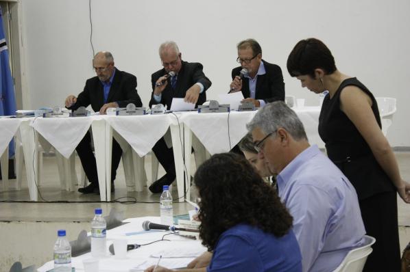 Imagem da notícia: Projetos que reajustam salários dão entrada