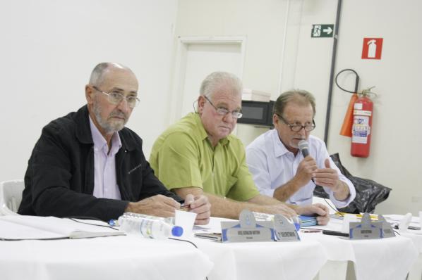 Imagem da notícia: Rodovia e saúde são debatidas em sessão