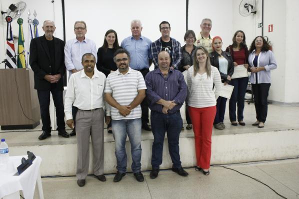 Imagem da notícia: Agentes de zoonoses são homenageados