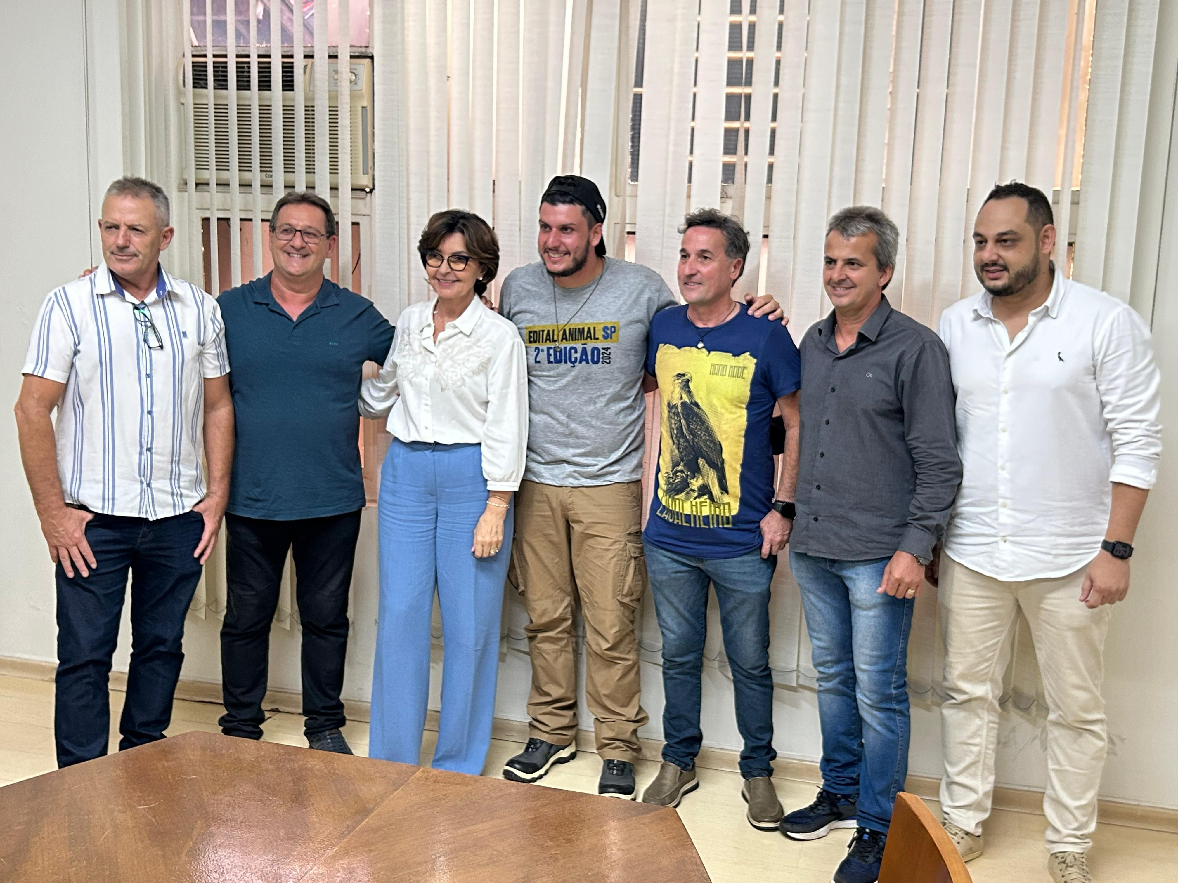 Imagem da notícia: Visita de Rafael Saraiva, Deputado Estadual, reúne autoridades do Executivo e Legislativo de Cordeirópolis 