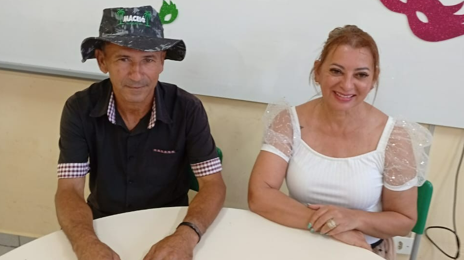 Imagem da notícia: Vereador Raposão visita Escola Estadual Coronel José Levy que recebeu nível diamante no SARESP