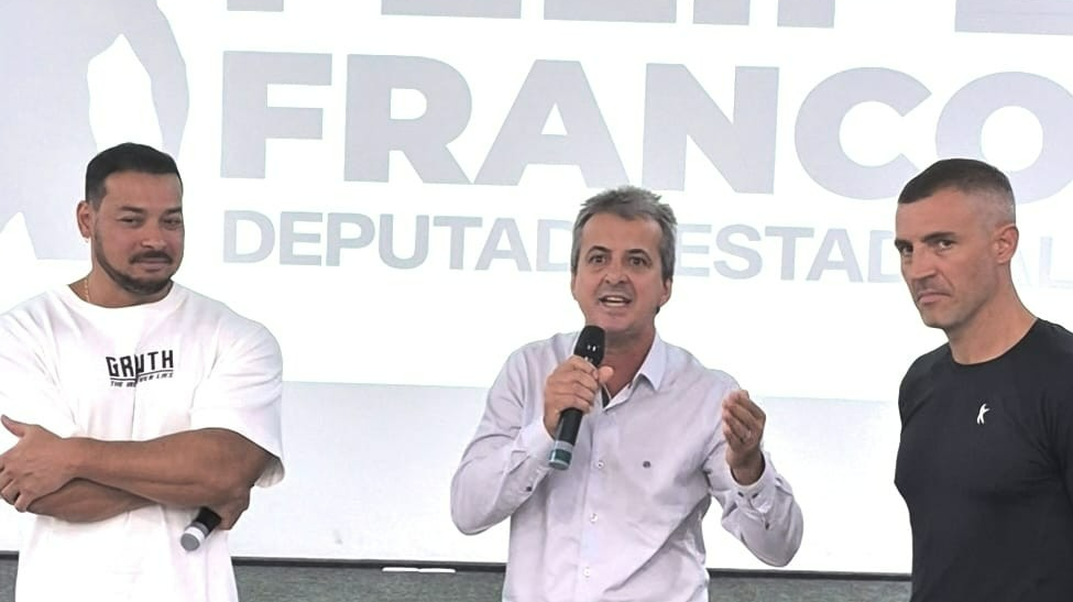 Imagem da notícia: Vereador Valmir Sanches participa de palestra com deputado Felipe Franco