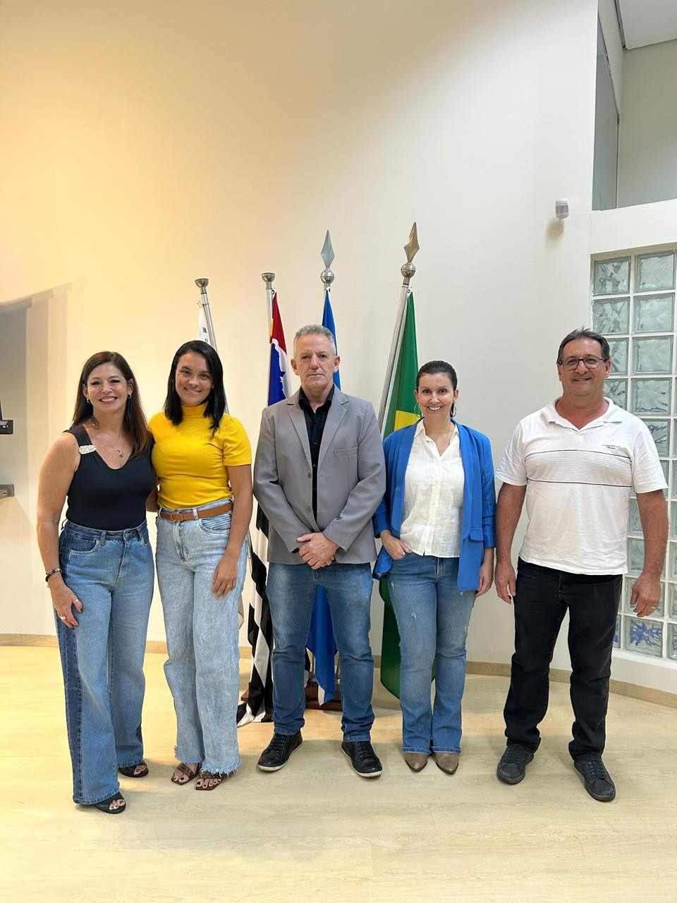 Imagem da notícia: Início do Curso de Libras Intermediário na Câmara Municipal: Promovendo a Inclusão