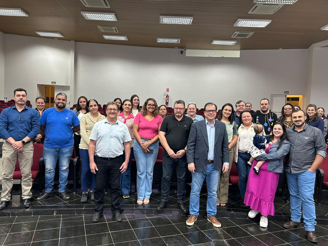 Imagem da notícia: PALESTRA: "Aprenda a vender para o Poder Público"