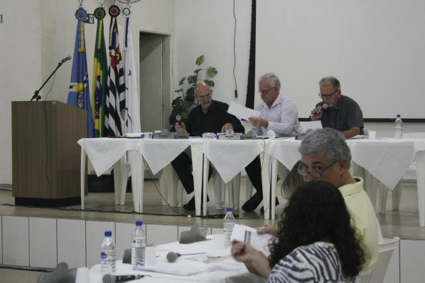 Imagem da notícia: Pedidos vão de pintura de solo a retorno de ônibus