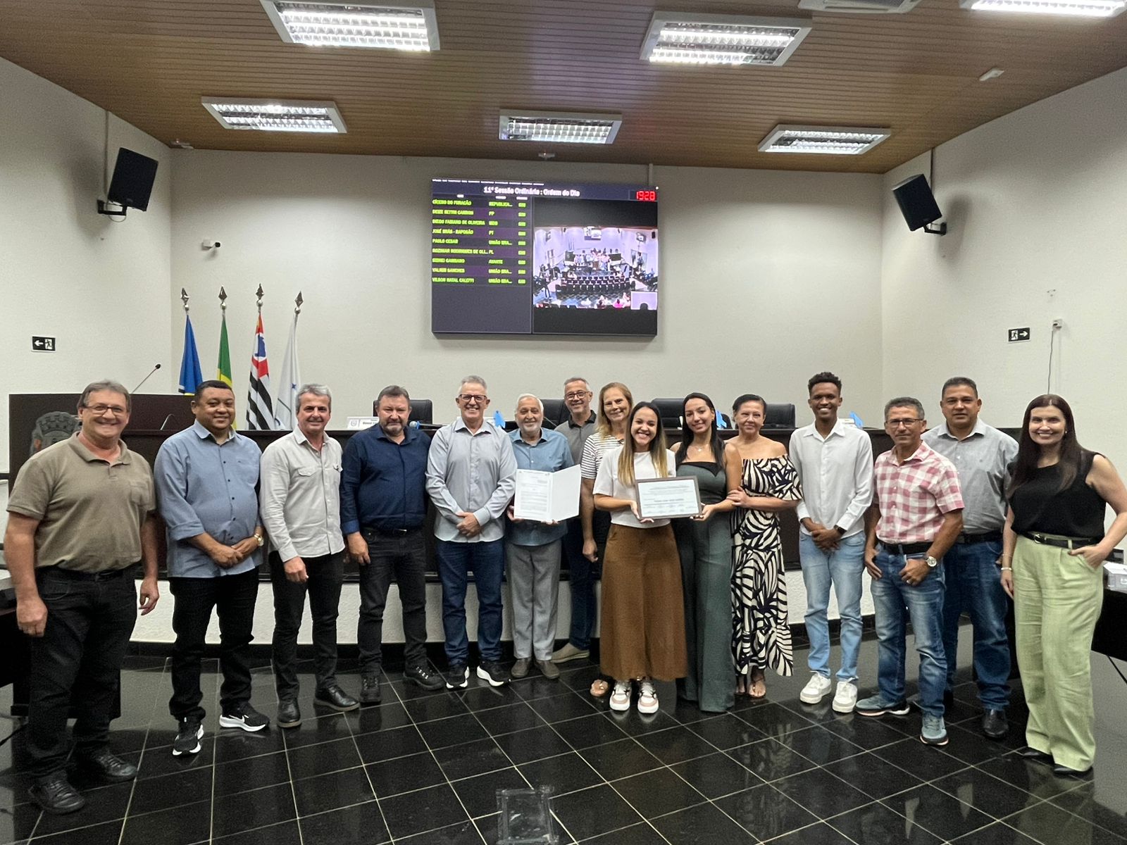 Imagem principal da notícia Câmara de Cordeirópolis presta homenagem à família de Tereza Luiza Satin Sellitto