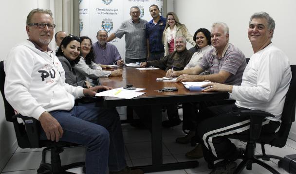 Imagem da notícia: Vereadores reúnem-se com a Assessoria Jurídica