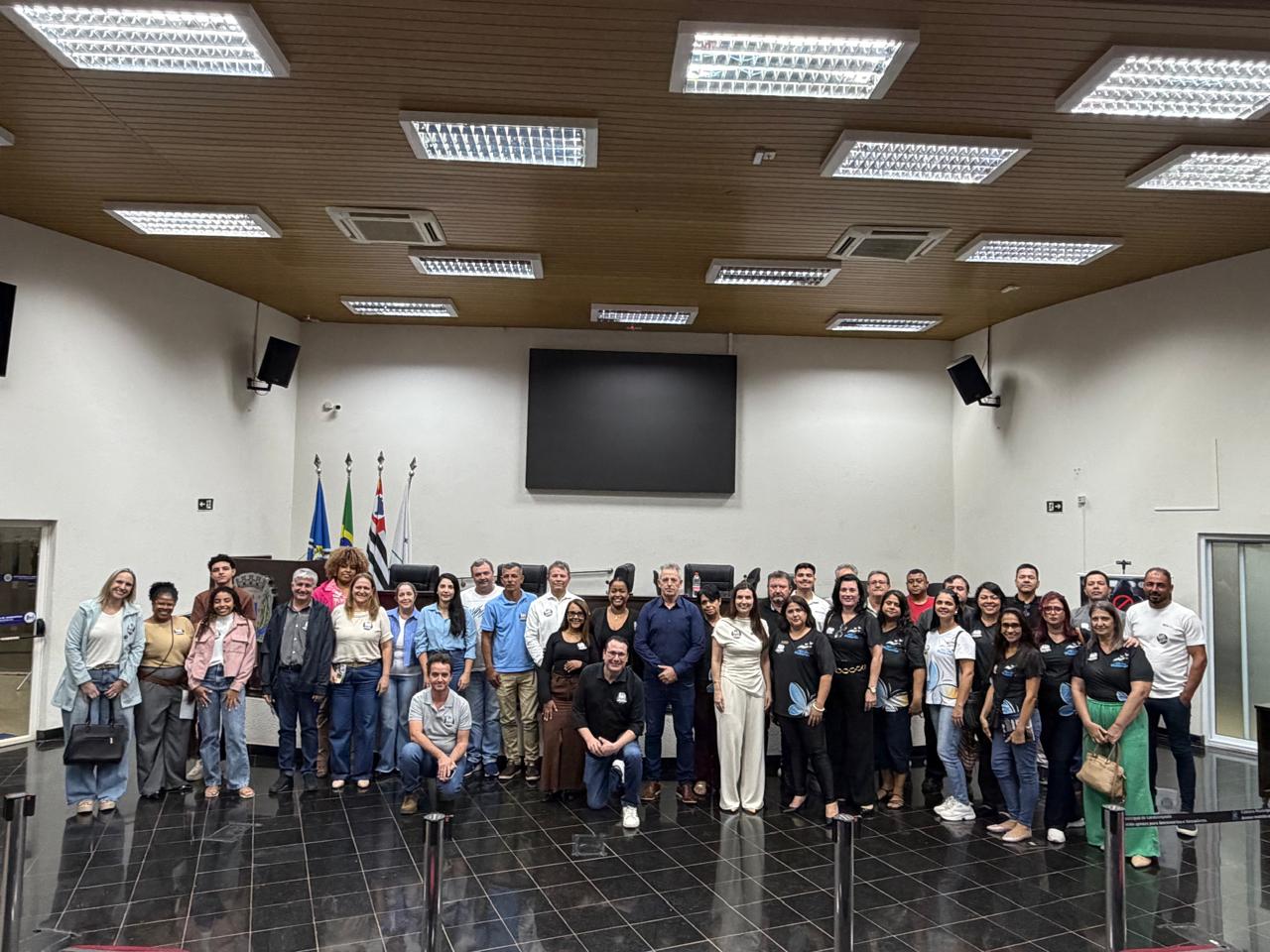 Imagem principal da notícia Câmara de Cordeirópolis recebe encontro sobre combate à violência digital contra crianças e adolescentes