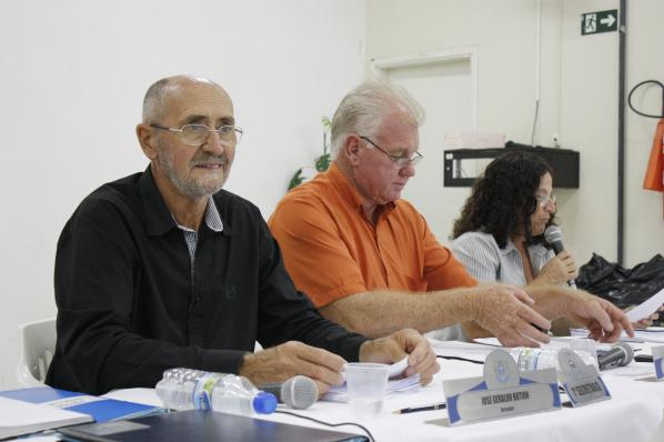 Imagem da notícia: Última sessão ordinária tem série de pedidos