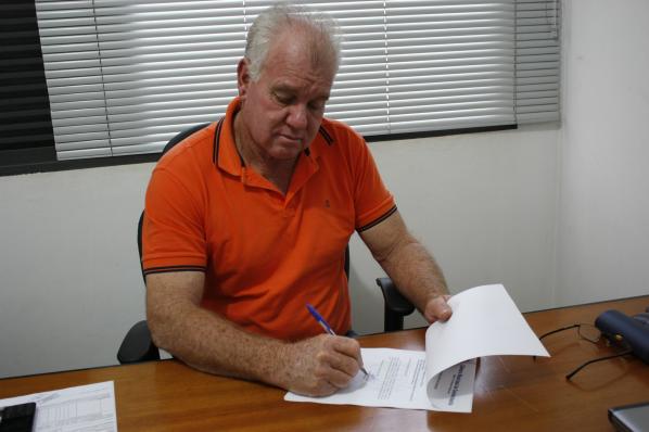 Imagem da notícia: Assinada ordem de serviço para reforma