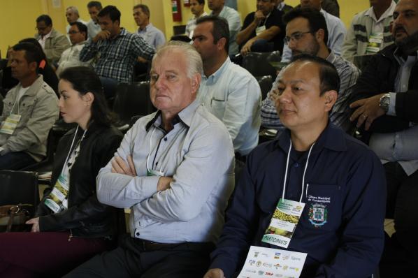 Imagem da notícia: Debate sobre citros tem a presença do Legislativo