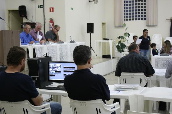 Imagem da notícia: Orçamento, com quatro emendas, passa na primeira votação