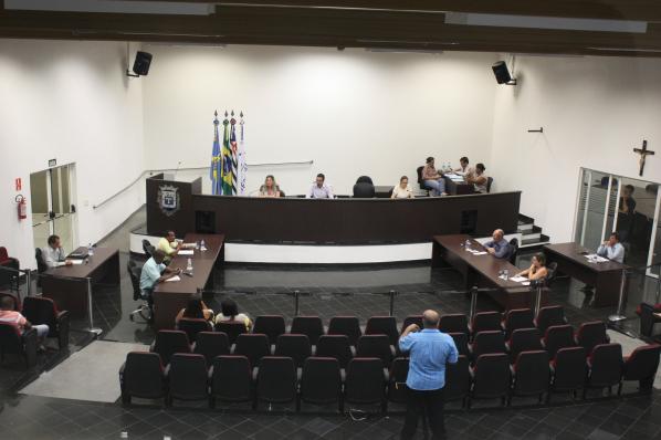 Imagem da notícia: Vereadores pedem melhorias em bairros