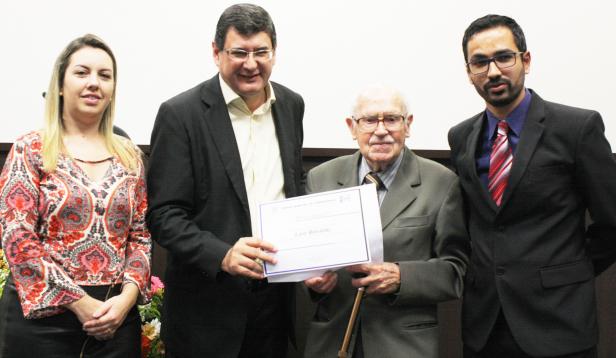 Imagem da notícia: Cinquentenário do Brasão e da Bandeira são comemorados em Sessão Solene