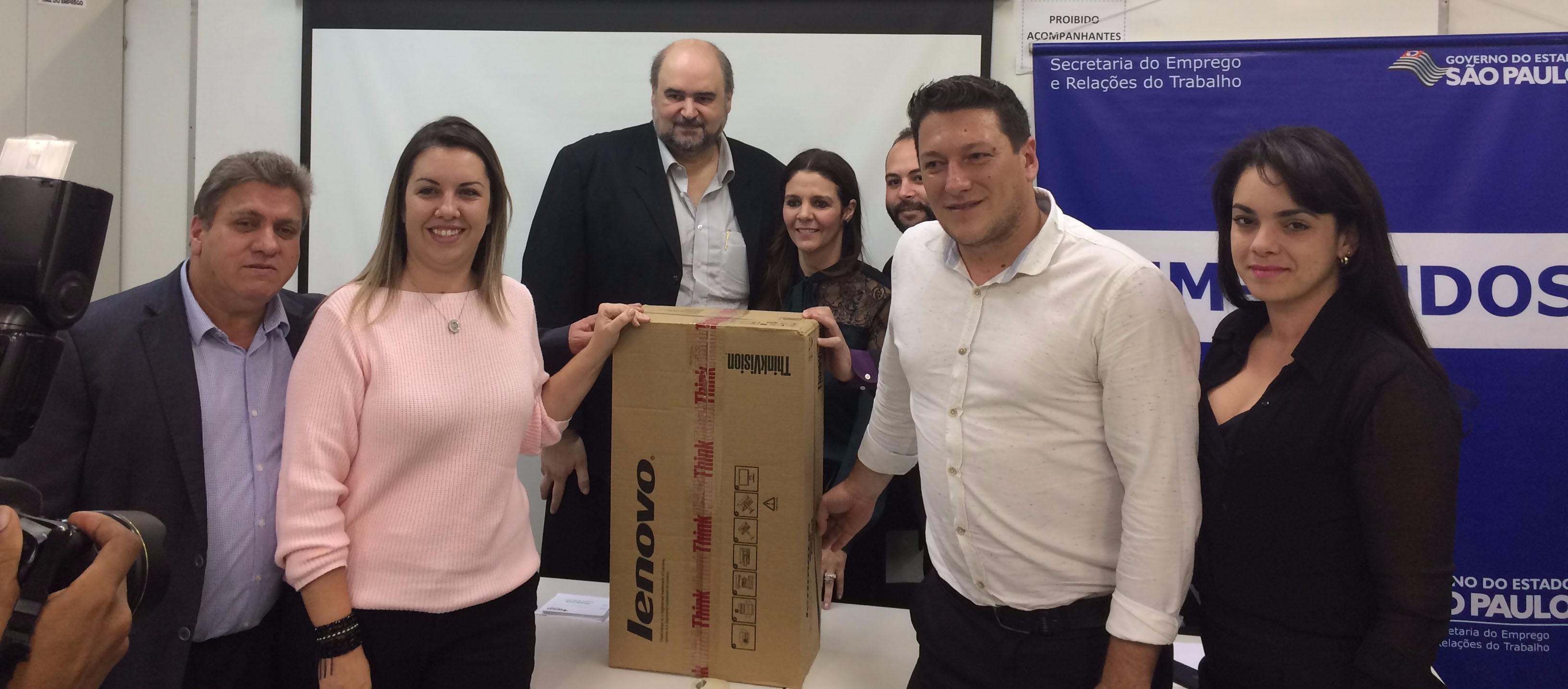 Imagem da notícia: Vereadora Mariana recebe novos equipamentos para o PAT