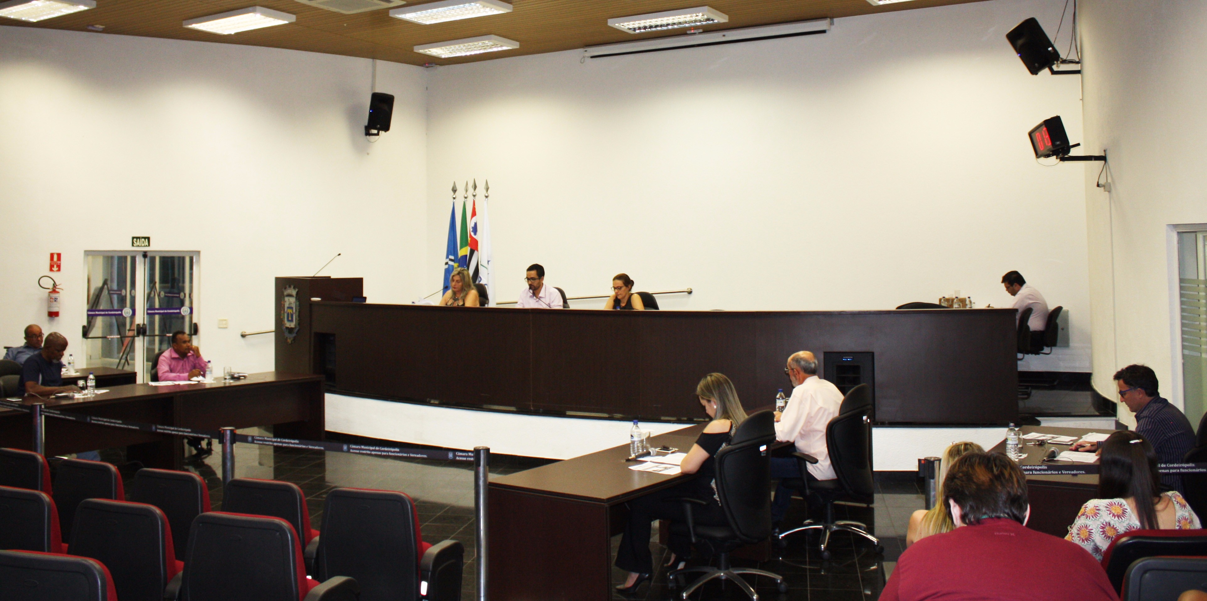 Imagem da notícia: Vereadores apresentam requerimentos e indicações durante Sessão