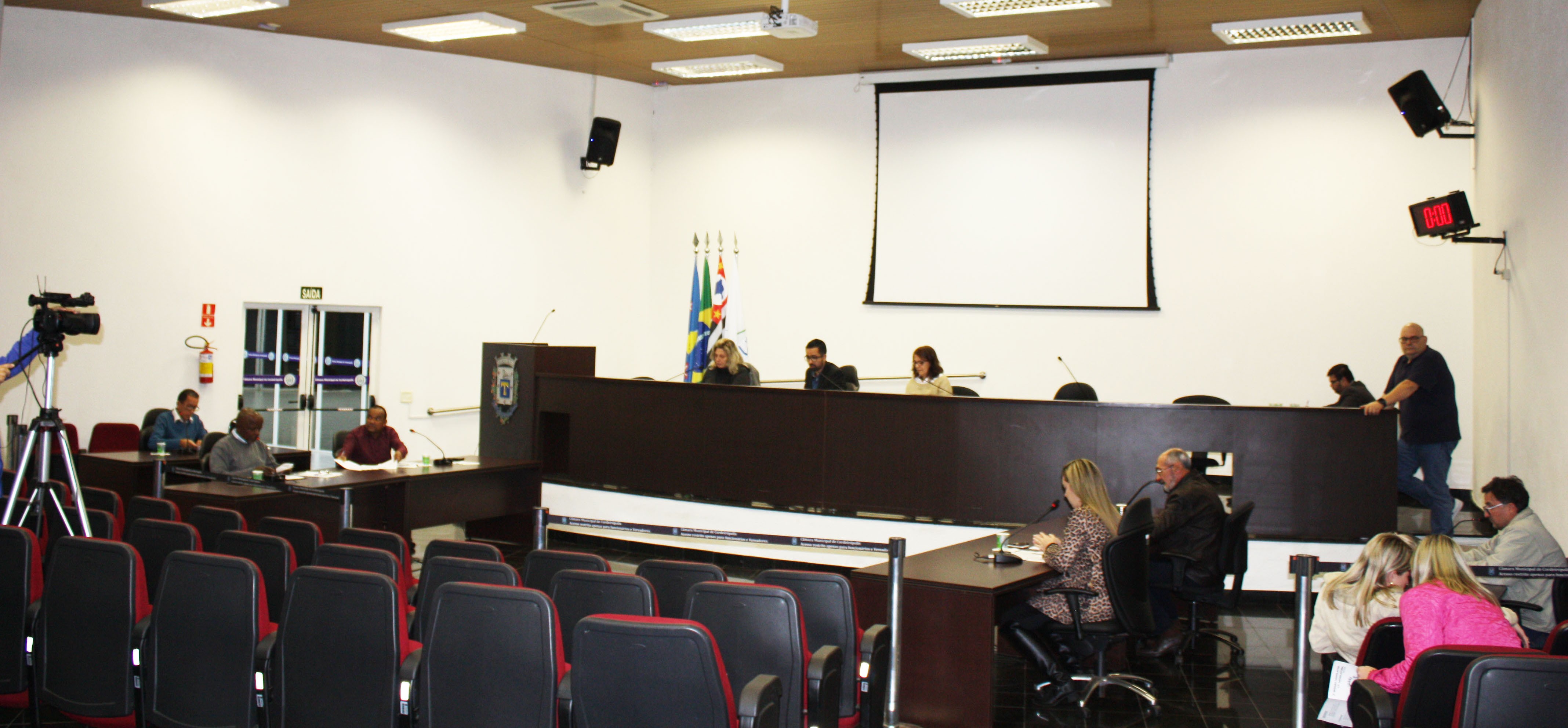 Imagem da notícia: Câmara retoma sessões com requerimentos, indicações e projeto em pauta