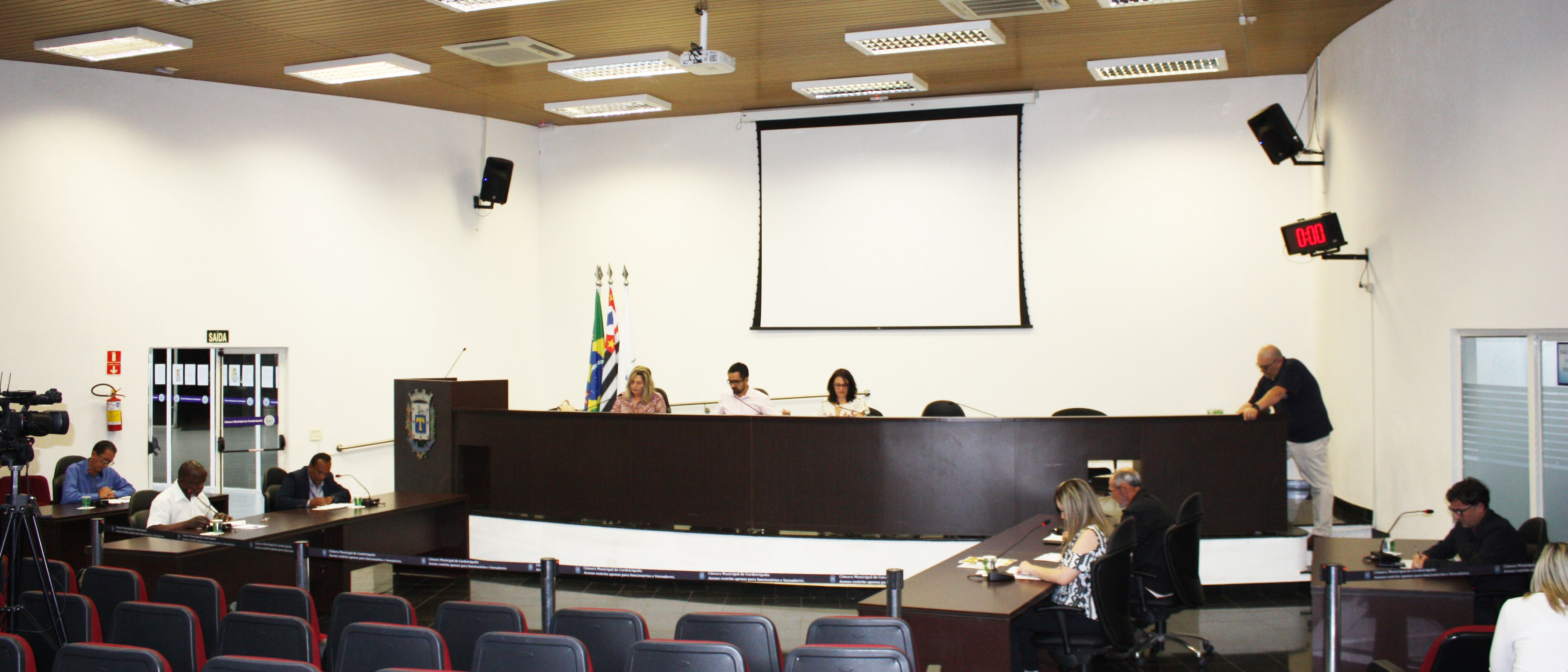 Imagem da notícia: Vereadores pedem por melhorias nos bairros