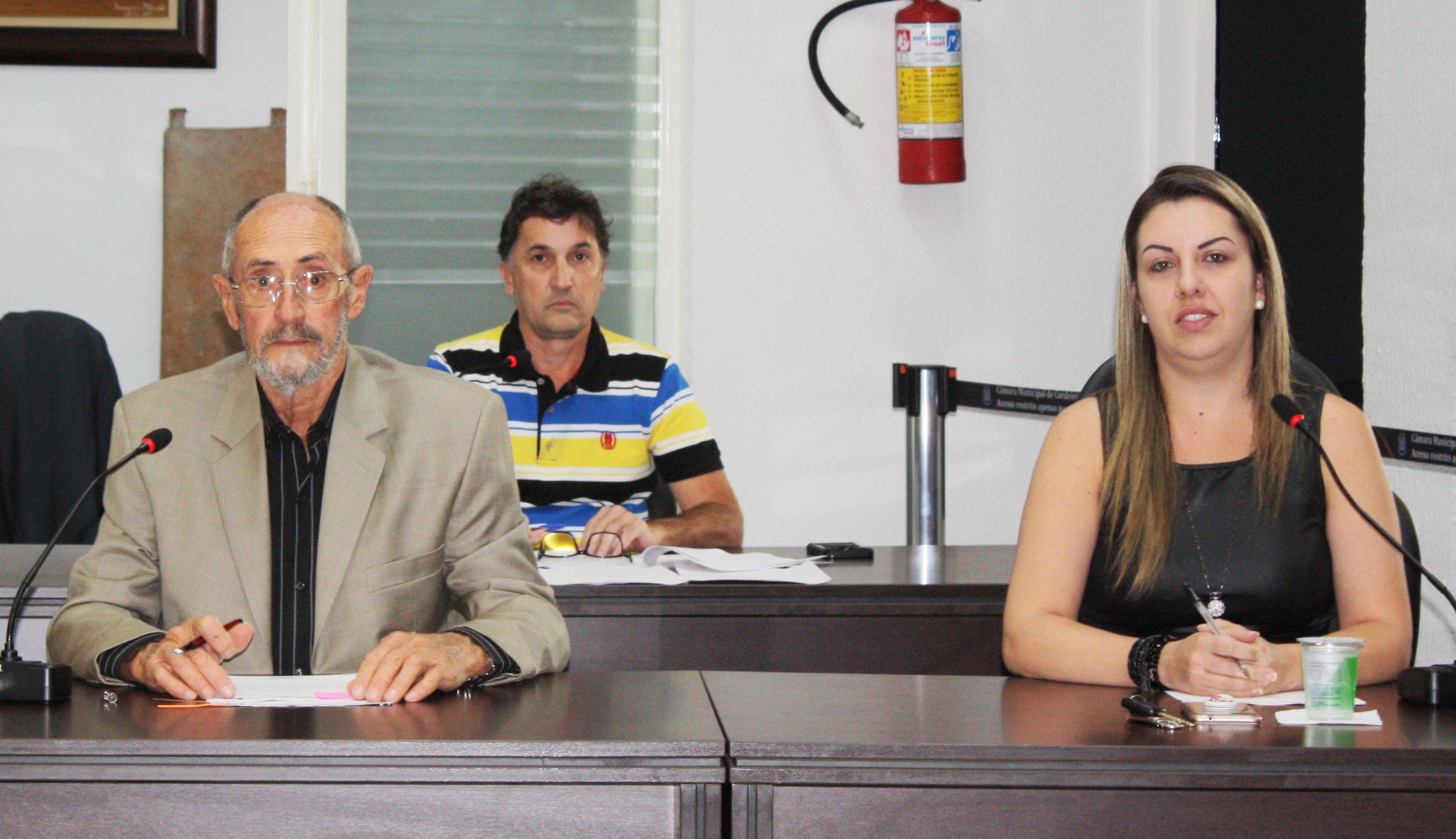 Imagem da notícia: Novo Regimento Interno é aprovado por unanimidade