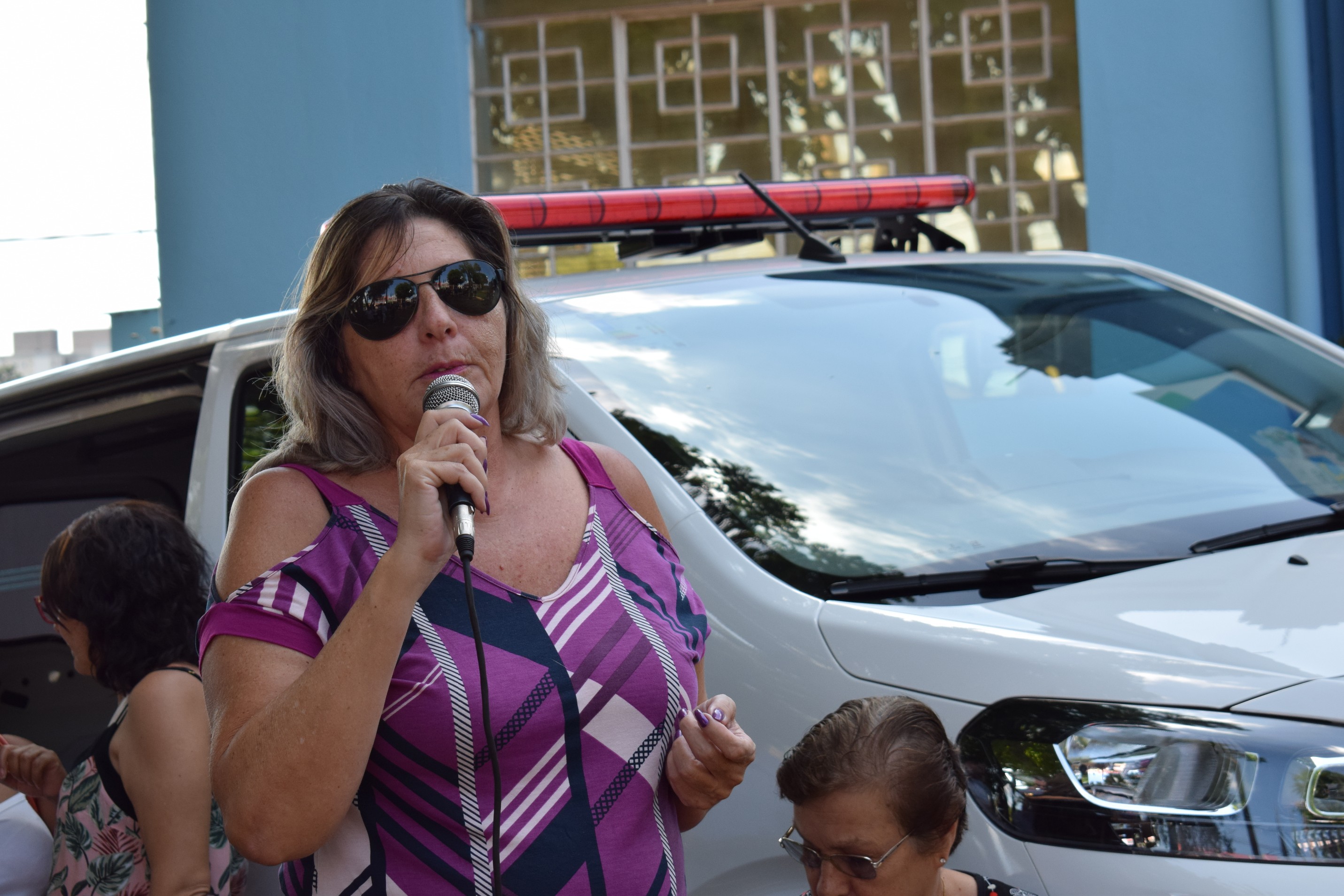 Imagem da notícia: Vereadores participam da entrega de mais duas ambulâncias